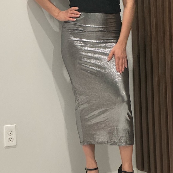 H&M maxi skirt - Picture 4 of 6
